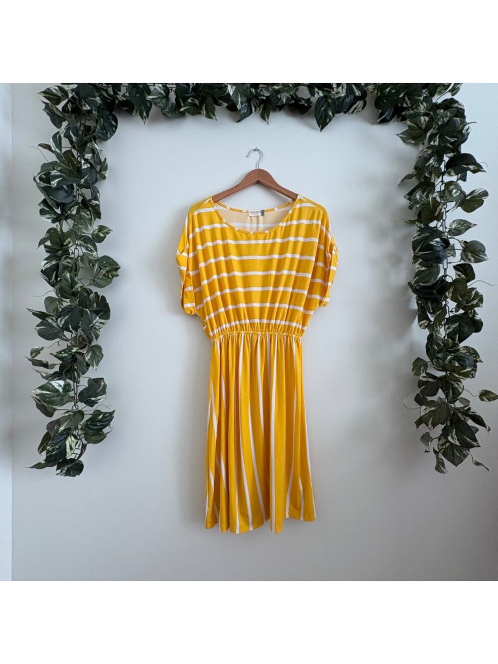Jon & Anna New York Short Sleeve Midi Dress Stripe Yellow White Women’s Sz L